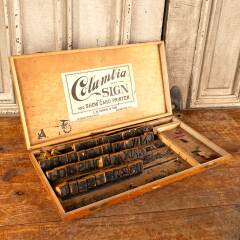 #18009 - Antique&nbsp;Columbia&nbsp;Sign&nbsp;Printer&nbsp;Box&nbsp;image