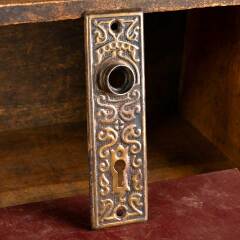 #25065 - Antique&nbsp;Stamped&nbsp;Metal&nbsp;Doorknob&nbsp;Backplate&nbsp;image