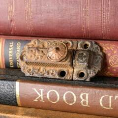 #30337 - Antique&nbsp;Ornate&nbsp;Victorian&nbsp;Cabinet&nbsp;Latch&nbsp;image