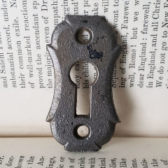 #38322 - Antique&nbsp;Keyhole&nbsp;Escutcheon&nbsp;Cover&nbsp;image