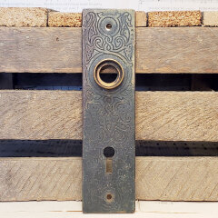 #42688 - Antique&nbsp;Russell&nbsp;&&nbsp;Erwin&nbsp;Doorknob&nbsp;Backplate&nbsp;image