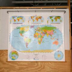 #43184 - School&nbsp;Classroom&nbsp;Pull&nbsp;Down&nbsp;World&nbsp;Map&nbsp;image