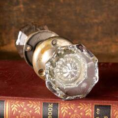 #46145 - Antique&nbsp;Octagonal&nbsp;Petite&nbsp;Glass&nbsp;Doorknob&nbsp;Set&nbsp;image