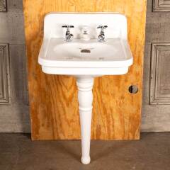 #47958 - Antique&nbsp;Porcelain&nbsp;Peg&nbsp;Leg&nbsp;Bathroom&nbsp;Sink&nbsp;image