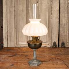 #49488 - Antique&nbsp;Aladdin&nbsp;Electrified&nbsp;Oil&nbsp;Lamp&nbsp;image