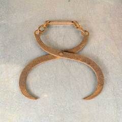 #50301 - Antique&nbsp;Iron&nbsp;Ice&nbsp;Box&nbsp;Refrigerator&nbsp;Ice&nbsp;Tongs&nbsp;image