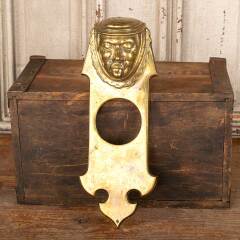 #50538 - Antique&nbsp;Brass&nbsp;Figural&nbsp;Backplate&nbsp;Hardware image