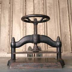 #52244 - Antique&nbsp;Cast&nbsp;Iron&nbsp;Manual&nbsp;Turn&nbsp;Book&nbsp;Press&nbsp;image
