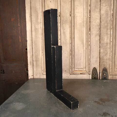 #11099 Salvaged Vintage Metal Building Sign Letter L image 5