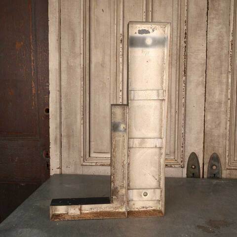 #11099 Salvaged Vintage Metal Building Sign Letter L image 6