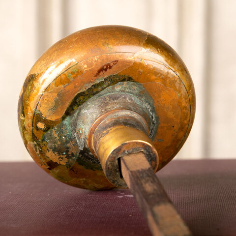 #15257 Antique Brass Barrows Verona Doorknobs image 6