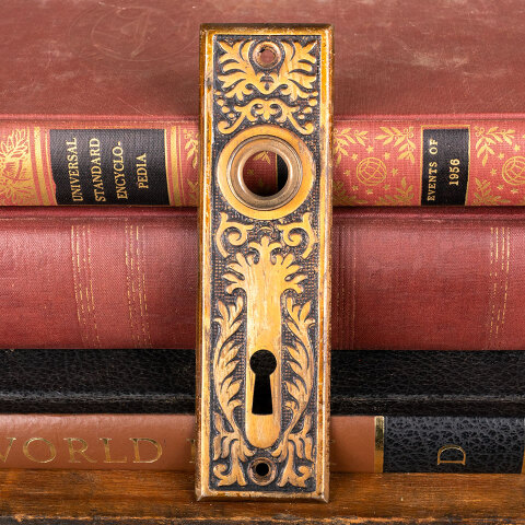 #21561 Reading Hardware Co. Doorknob Backplate image 2