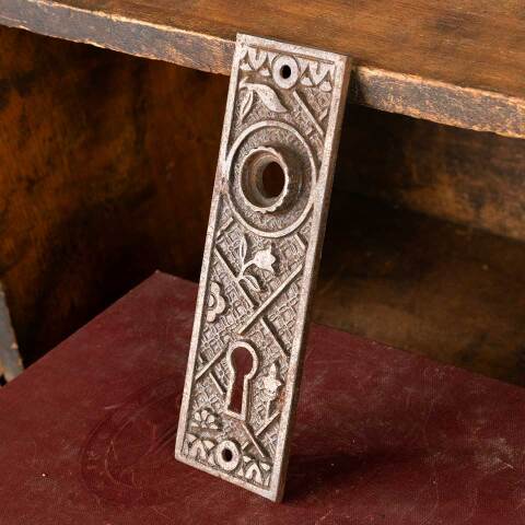 #21566 Antique Cast Iron Kenton Doorknob Backplate image 2