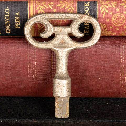 #23805 Antique Cast Iron Fireplace Gas Key image 2