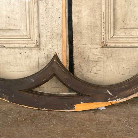 #23980 Antique Large Round Gothic Rosette Window image 3