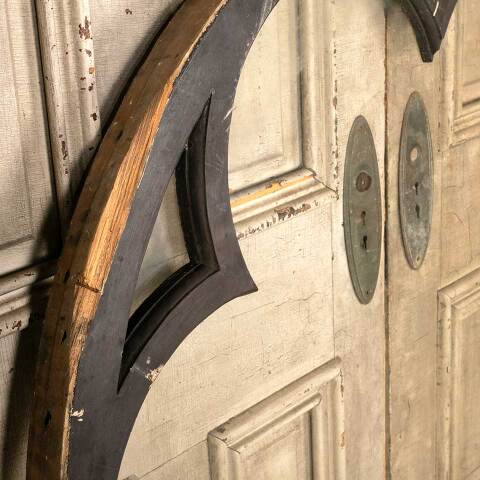 #23980 Antique Large Round Gothic Rosette Window image 2