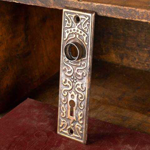 #25065 Antique Stamped Metal Doorknob Backplate image 2