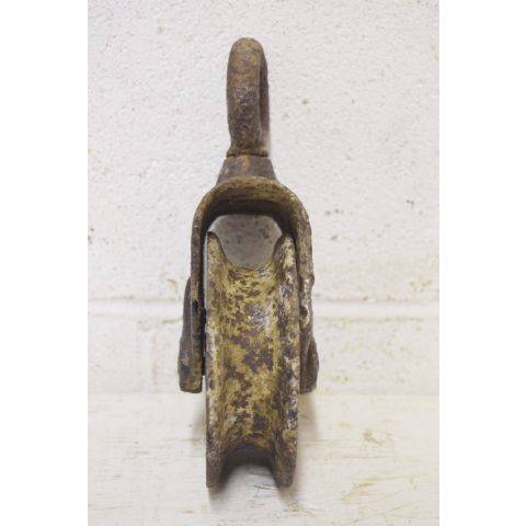 #26453 Antique Metal Barn Pulley image 2