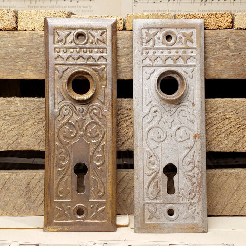 #27351 Antique Penn Magnolia Door Hardware Set image 2