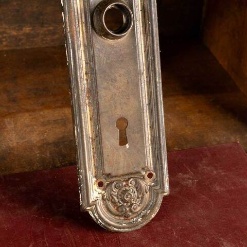 #28237 Antique Yale & Towne Doorknob Backplate image 5