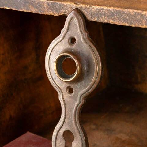 #32441 Antique Art Deco Doorknob Backplate image 3