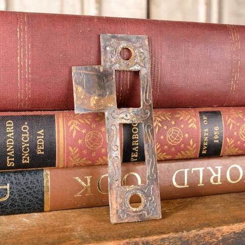 #32881 Ornate Russell & Erwin Villa Strike Plate image 2