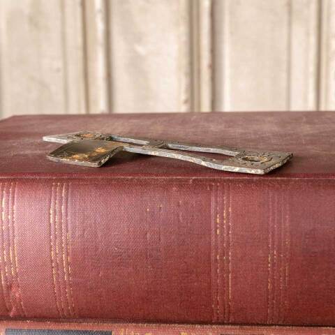 #32881 Ornate Russell & Erwin Villa Strike Plate image 8