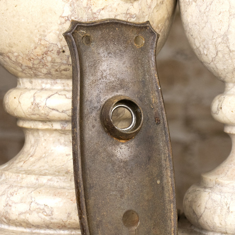 #37355 Antique Metal Doorknob Backplate image 3