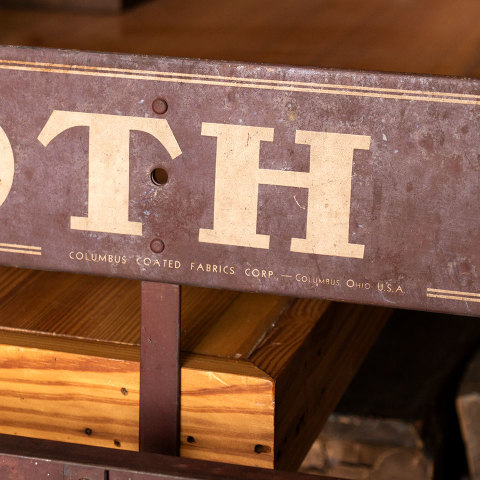 #37995 Columbus Oil Cloth Metal Wall Rack image 5