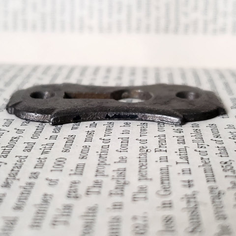 #38322 Antique Keyhole Escutcheon Cover image 3