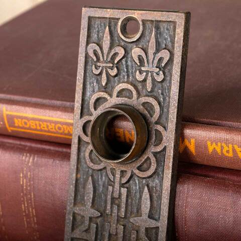 #38717 Mallory Wheeler Co. Fleur-de-lis Backplate image 2