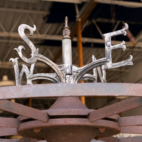 #39782 Vintage Circular Clothes Rack Stand image 4