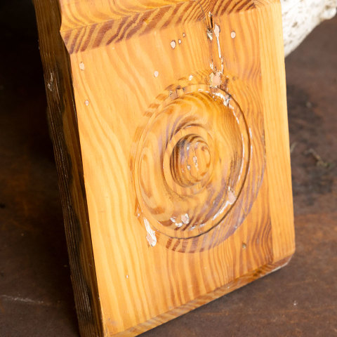 #39895 Salvaged Pine Rosette Trim Block image 3