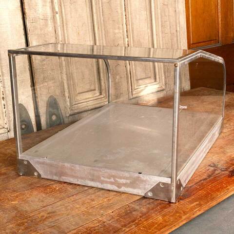 #41266 Vintage Curved Front Countertop Display Case image 6