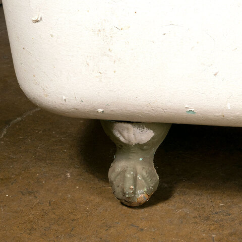 #42584 30x60 Antique Cast Iron Clawfoot Bathtub image 3