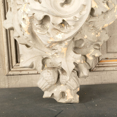 #42635 Salvaged Cast Plaster Architectural Ornament image 4