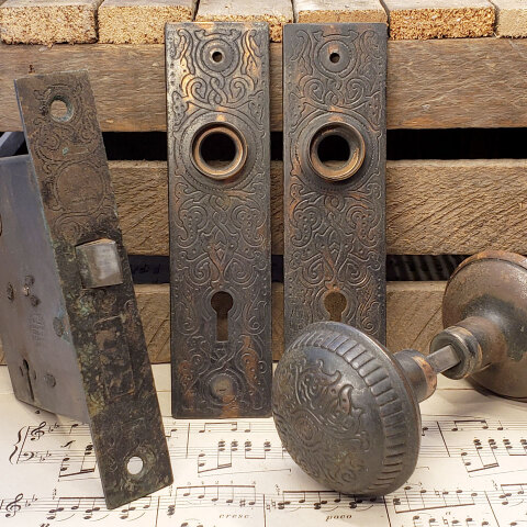 #42689 Russell & Erwin Villa Door Hardware Set image 2