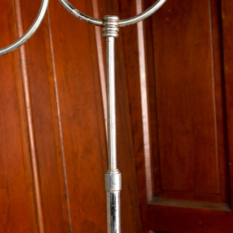 #42930 Antique Chrome Countertop Scarf Display image 5