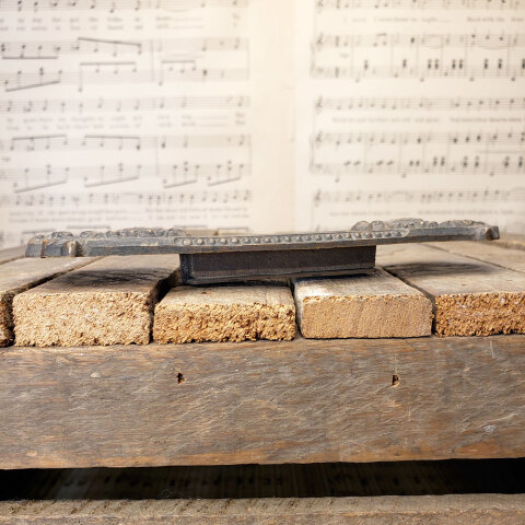 #42949 Antique Bronze Window Sash Lift image 4