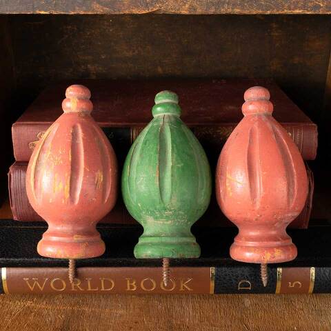 #43006 Vintage Painted Turned Wood Finial image 6