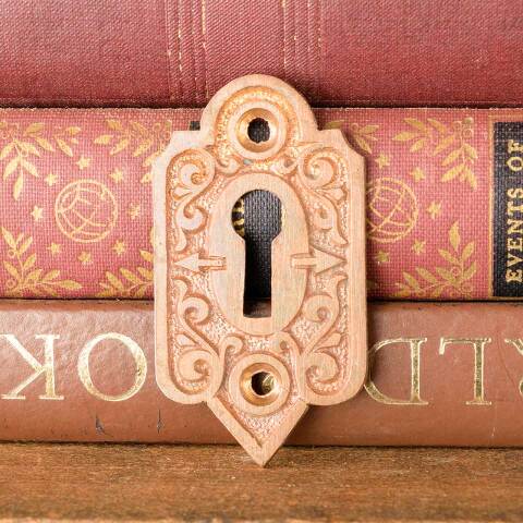#43124 Ornate Antique Bronze Keyhole Escutcheon image 2