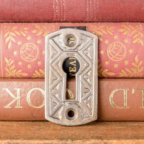 #43126 Ornate Antique Cast Iron Keyhole Escutcheon image 2