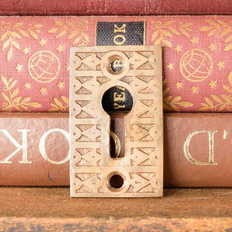#43129 Antique Ornate Bronze Keyhole Escutcheon image 2