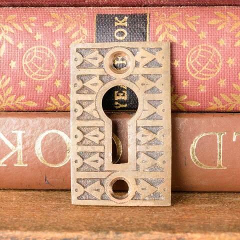 #43129 Antique Ornate Bronze Keyhole Escutcheon image 3