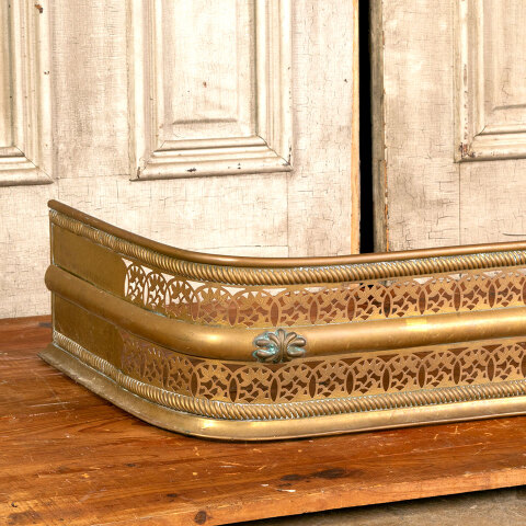 #43587 Antique Brass Fireplace Fender image 2