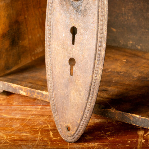 #44000 Antique Oval Beaded Doorknob Backplate image 4