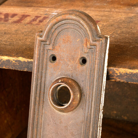 #44311 Antique Arts & Crafts Doorknob Backplate image 2