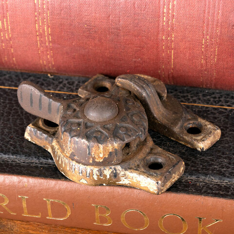 #44533 Antique Ornate Sash Window Lock & Keeper image 4