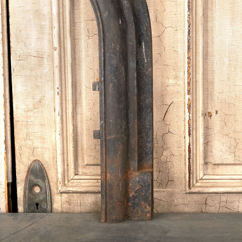 #44822 Antique Arched Top Metal Fireplace Surround image 4