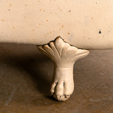 #44874 30x60 Antique Cast Iron Clawfoot Bathtub image 6